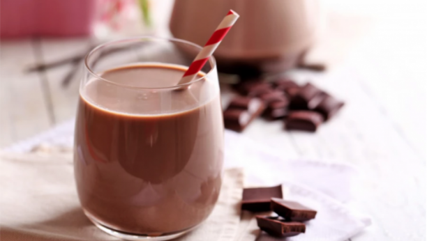 Utiče na vitalnost i oporavlja telo: Čokoladno mleko blagotvorno deluje na organizam