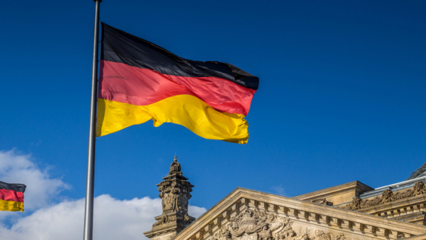 KATANAC PRED PRAZNIKE Nemački gigant proglasio bankrot, stotine radnika pred otkazom