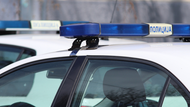 POLICIJSKA AKCIJA U KLADOVU!  Pretresom dve kuće policija pronašla oružje