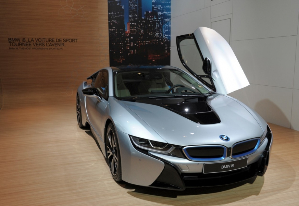 BMW i8