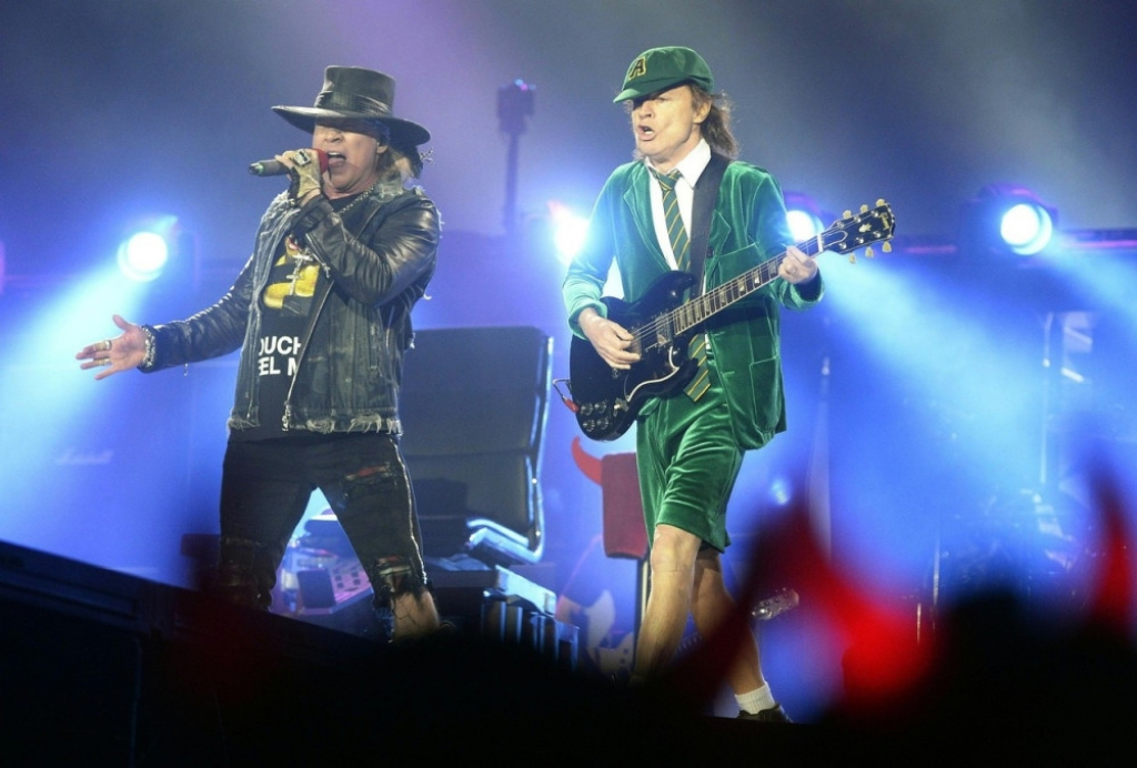 AC/DC Elsk Rouz i Angus Jang