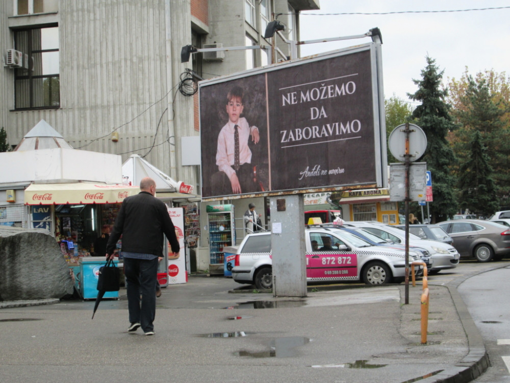 Bilbord posvećen Radneku