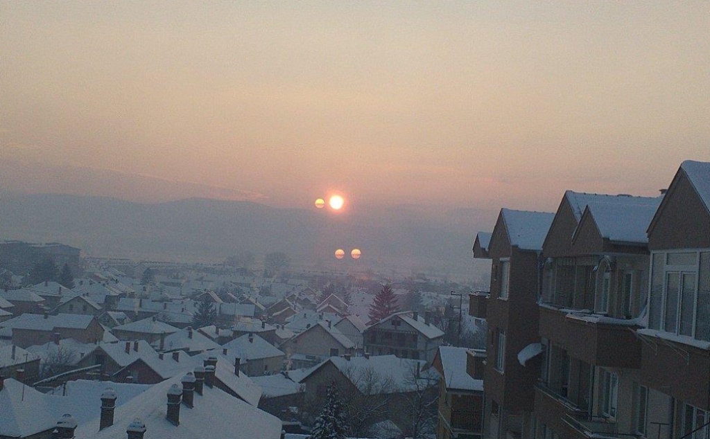 Redak fenomen na nebu iznad Pirota