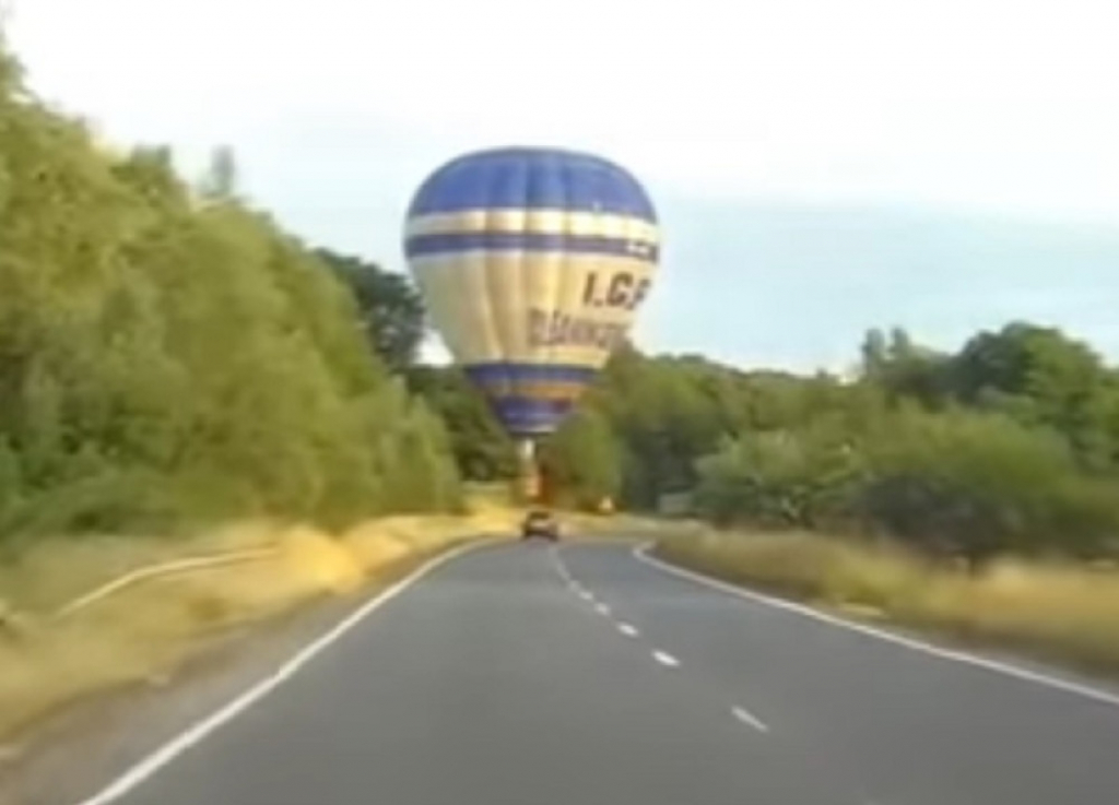 Umalo izazvao saobraćajku balonom