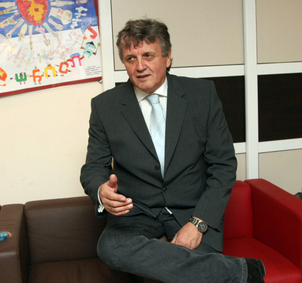 Radoš Bajić