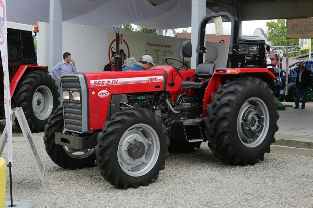 IMT traktor