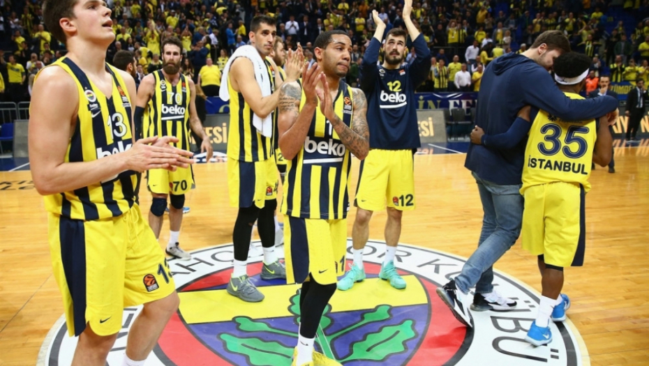 Košarkaši Fenerbahčea posle pobede u plej-ofu Evrolige