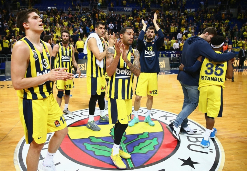 Košarkaši Fenerbahčea posle pobede u plej-ofu Evrolige