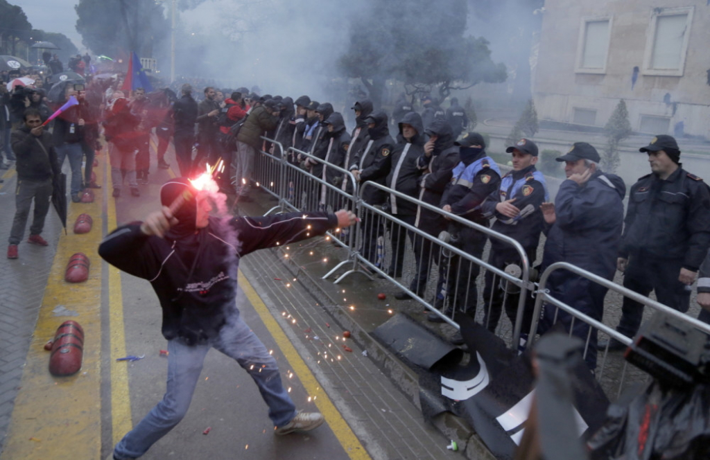 Albanija, protesti