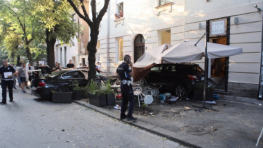 Saobraćajka, Strahinjića Bana, policija, udes