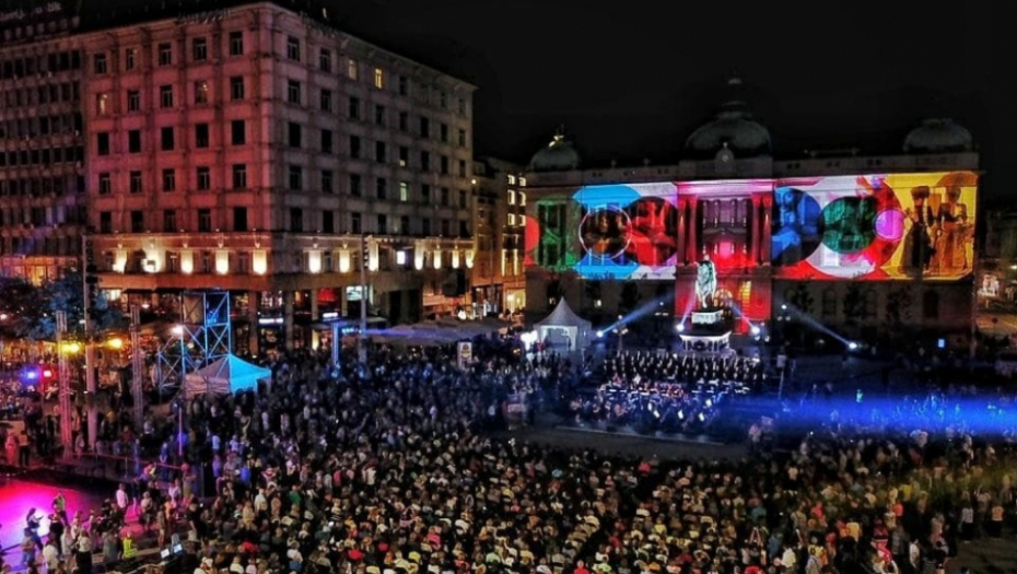 Gala koncert na beogradskom Trgu Republike