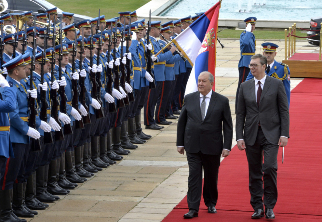 Aleksandar Vučić, Armen Sarkisijan 