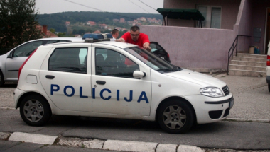 Policija