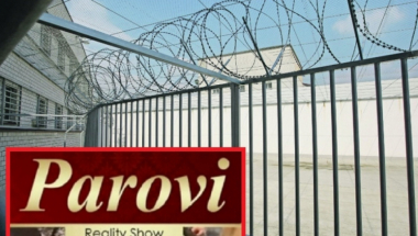 Parovi