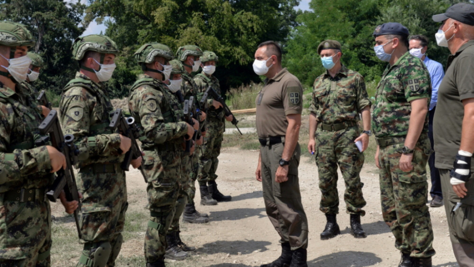 Aleksandar Vulin; Vojska Srbije