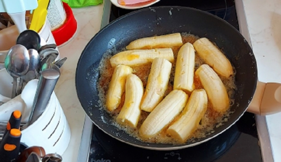 RECEPT KOJI SE DELI Kolač sa bananama iz tiganja, zaboravićete na druge poslastice!