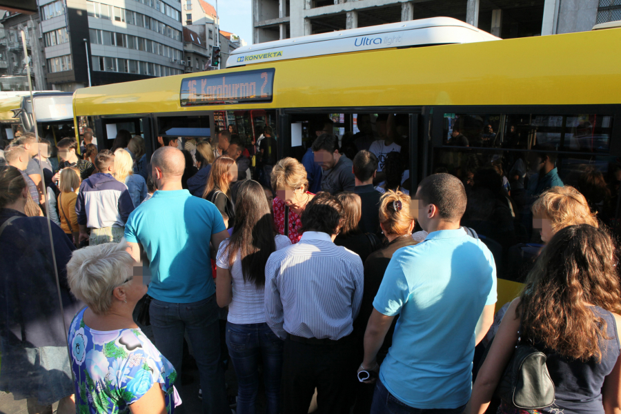 PAŽNJA, BEOGRAD PONOVO ZATVOREN DANAS Detaljan spisak svih zatvorenih ulica i izmena GSP linija