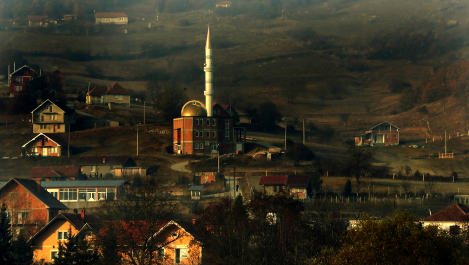 Novopazarci održali skup podrške narodu Palestine (FOTO/VIDEO)