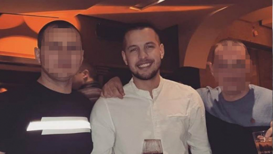 ALEKSI (26) PRESUDIO UDARAC U GLAVU Deda mladića tvrdi - svi se izvlače da ništa nisu videli, snimak će otkriti sve