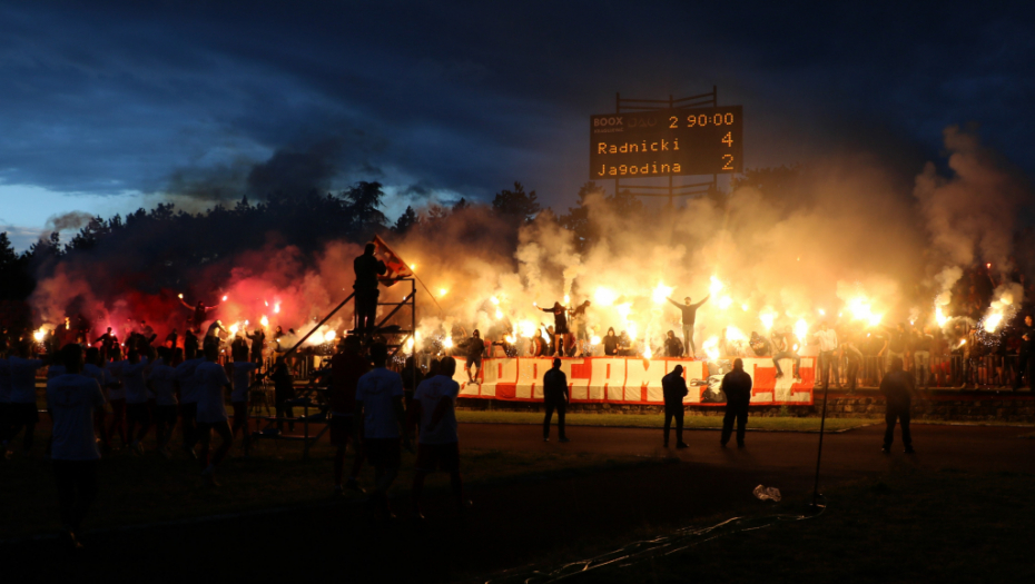 RADNIČKI PROSLAVIO PLASMAN U ELITU Prva liga - malo im je ona (FOTO)