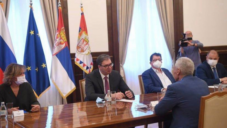 Predsednik Vučić na sastanku sa ambasadorom Ruske Federacije