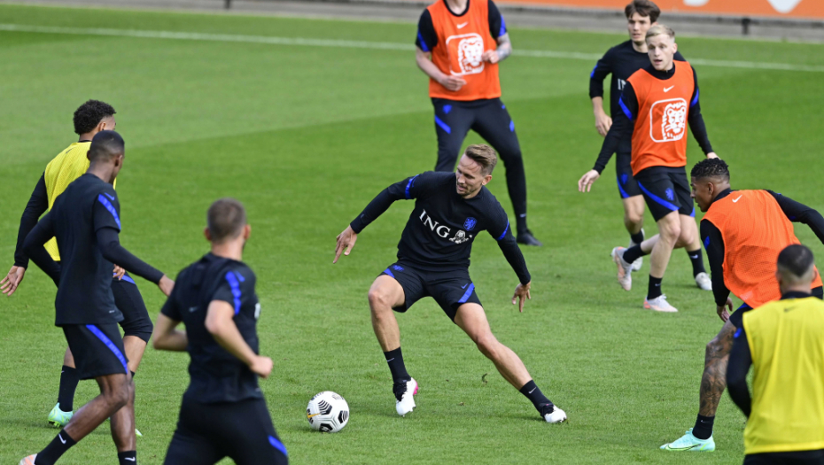 KORONA JE PORAŽENA Povećan broj navijača koji mogu na stadion