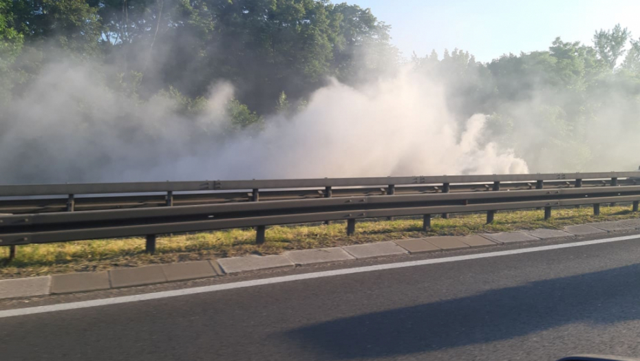 UZNEMIRUJUĆE SCENE Teška saobraćajna nesreća na auto-putu (FOTO)