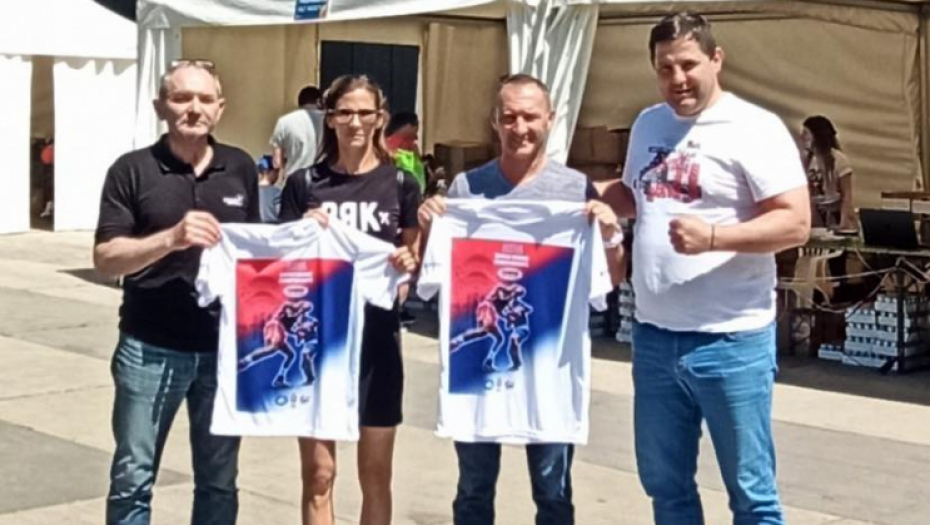 STRAŠAN TANDEM STIGAO U BEOGRAD! Poznata mađarska maratonka i bokserski šampion trče MARATON!