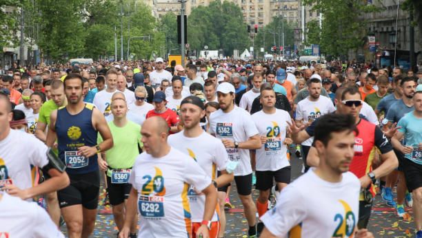 MARATON U GLAVNOM GRADU NEMAČKE U Berlinu pisana nova istorija, Adola ispred Bekelea