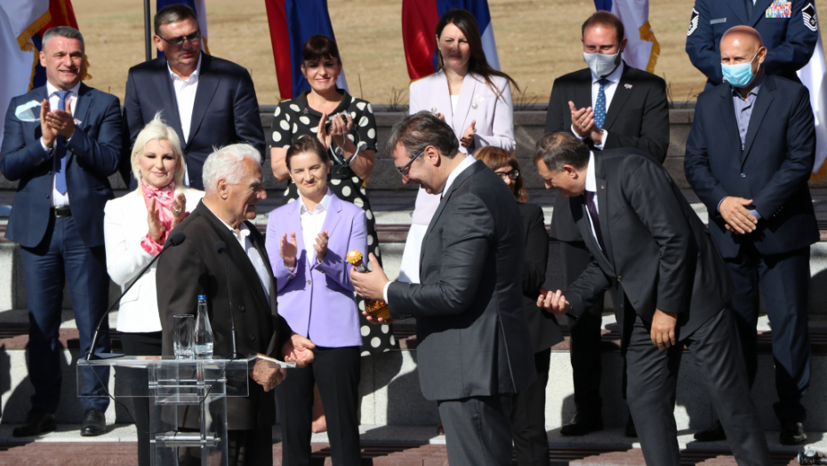 Predsednik Srbije održao dato obećanje!