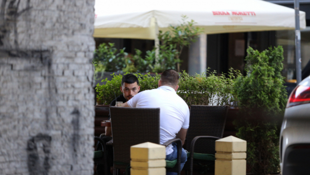 ALO! PAPARAZZO Poznati fudbaler uhvaćen u centru Beograda, napravio ozbiljan prekršaj, a onda nastavio da se bahati na neviđeni način (FOTO)