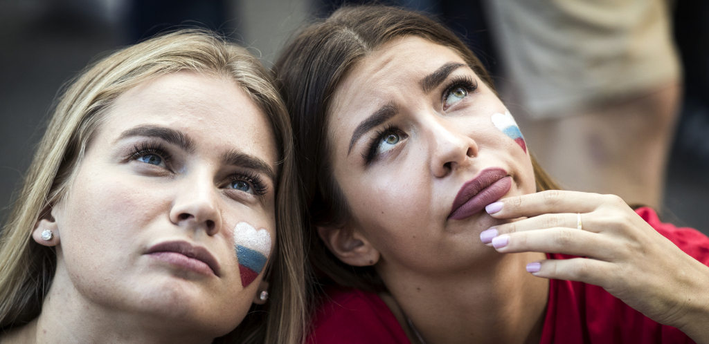 KORONA PONOVO DRMA NA EP Zatvara se sve oko stadiona!