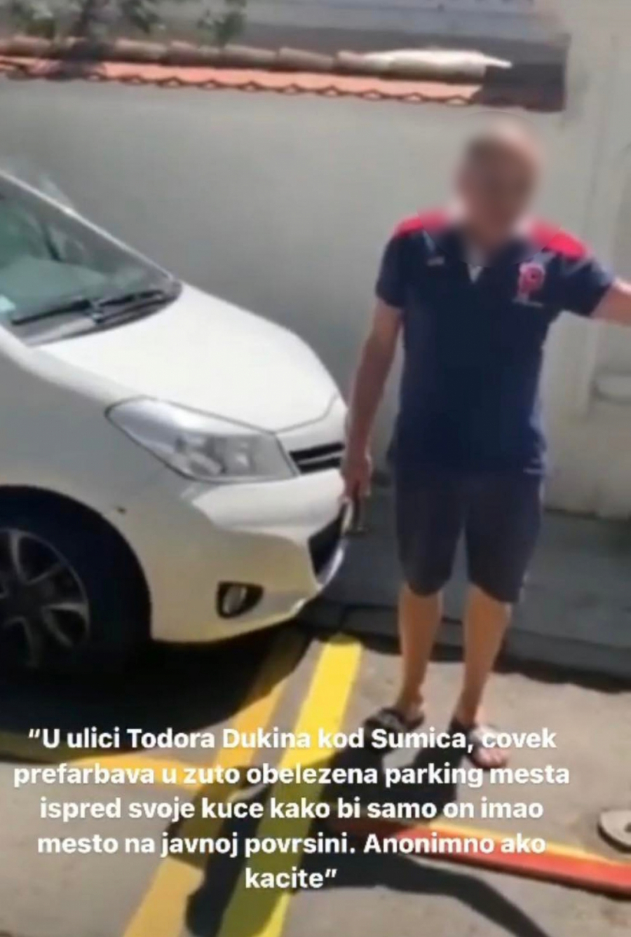 PAMETNJAKOVIĆ IZ BEOGRADSKIH ŠUMICA: Vozač na mufte hteo da obezbedi sebi trajno parking mesto (FOTO)