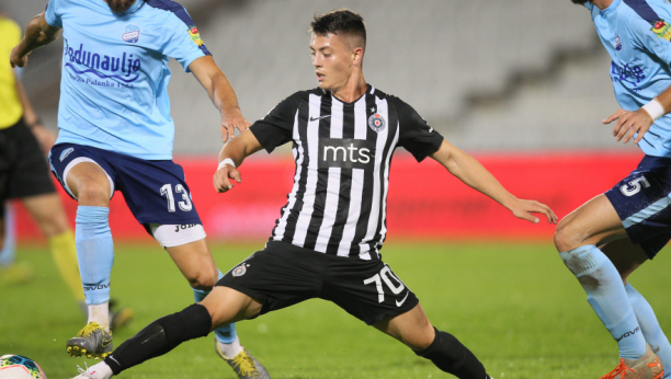 PARTIZAN OSTAO BEZ JOŠ JEDNOG TALENTA! Mladi napadač debitovao za crno-bele, pa pojačao Čukarički!