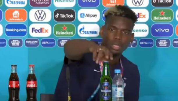 POGBA NA KONFERENCIJI STAVIO PIVO ISPOD STOLA! Svi su pomislili da je uradio isto što i Ronaldo, ali dogodilo se nešto suprotno! (VIDEO)