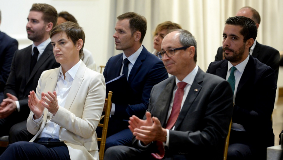 BRNABIĆ SE OGLASILA IZ LUKSEMBURGA "Ponosno ću predstaviti sve što je Srbija uradila"