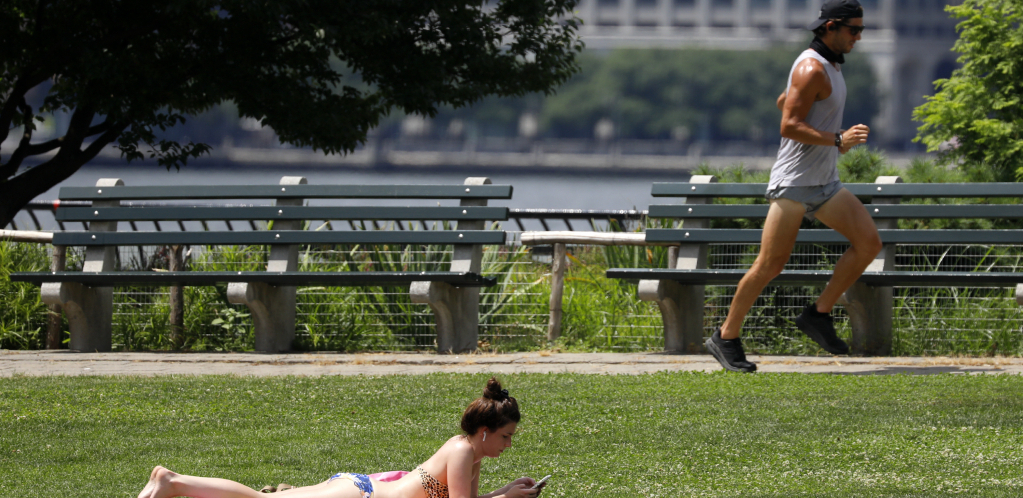 OBORENI REKORDI VRELINE U SAD: Američka nacionalna meteorološka služba izdala upozorenje!