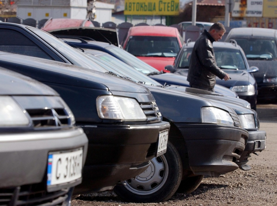 4 ŠALTERA, 15 DANA! Menja se procedura za prodaju i kupovinu polovnih automobila