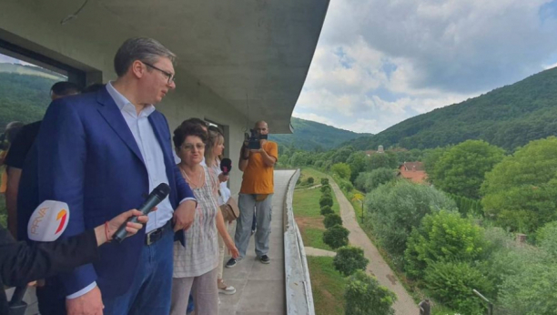 PREDSEDNIK ODUŠEVLJEN Ovo je kao raj na zemlji, država napreduje zahvaljujući ovakvim divnim ljudima (FOTO)