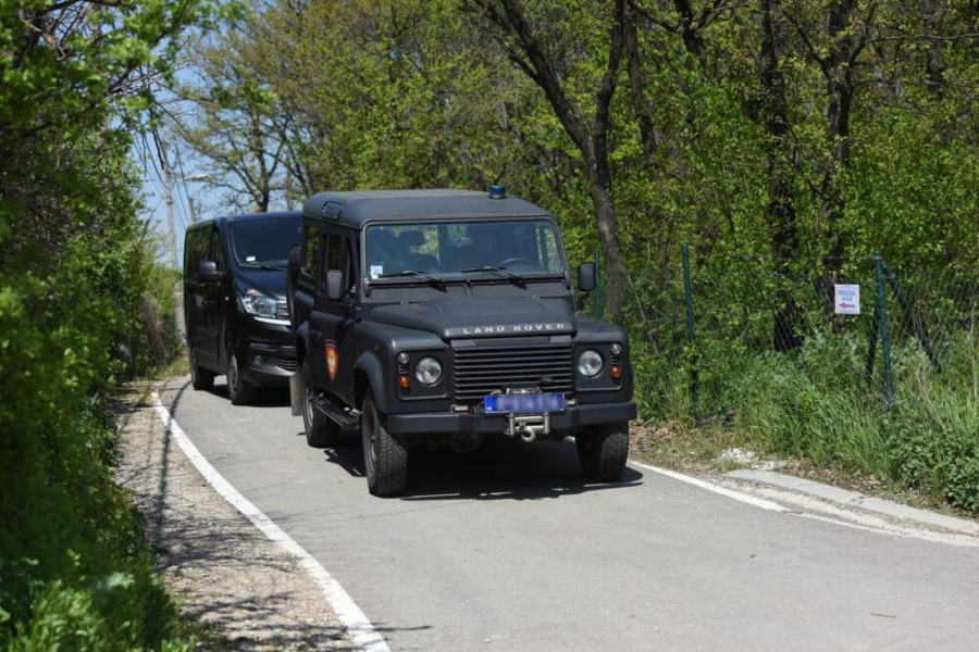 NOVA KUĆA STRAVE VELJE NEVOLJE U vikendici policijskog inspektora zlostavljali devojčice, bilo i ubistava