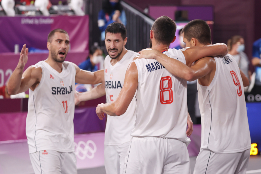 BASKETAŠI SRBIJE OBRADOVALI NACIJU Dejan Majstorović za Alo! Momenti kad se osvajaju medalje za našu zemlju su neprocenjivi