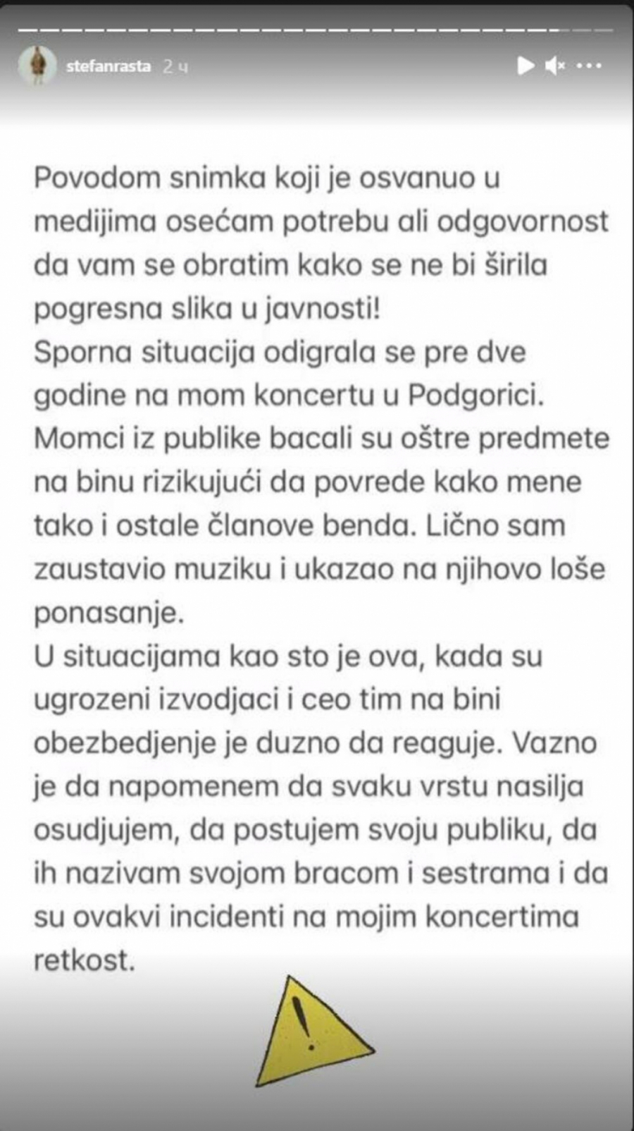 BACALI SU OŠTRE PREDMETE NA BINU! Rasta se oglasio nakon snimka u kom obezbeđenje udara dečaka na njegovom nastupu (VIDEO)