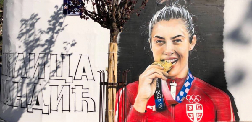 MILICA MANDIĆ OD KOMŠIJA DOBILA MURAL Naselje Stepa Stepanović ponosi se zlatnom olimpijkom (FOTO)