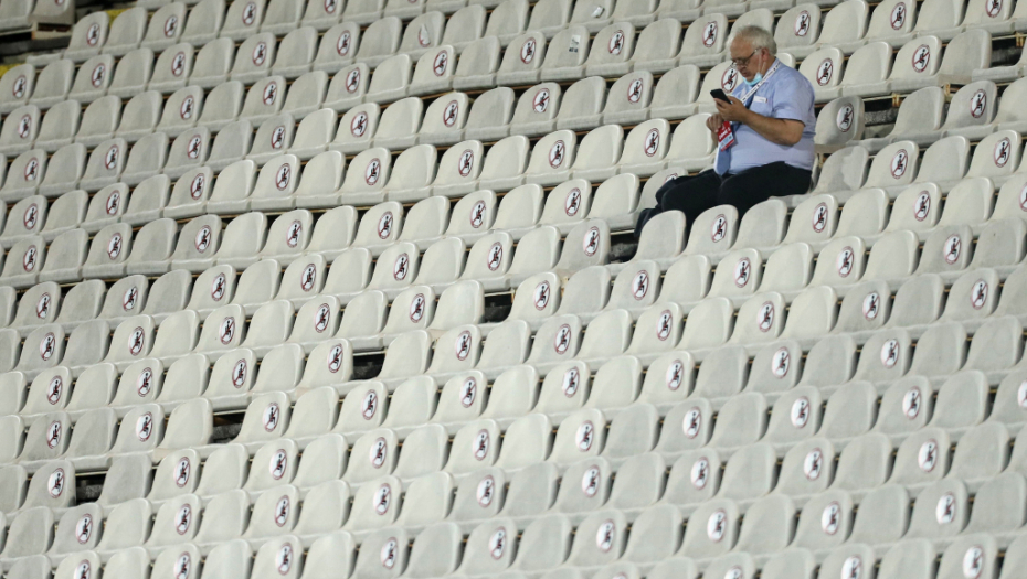 MUČNE SLIKE PRED 170. "VEČITI DERBI" Pogledajte kako izgleda stadion u Humskoj uoči meča Partizana i Zvezde (VIDEO)