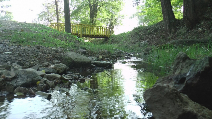 NEKADA SE POLA JUGOSLAVIJE LEČILO U OVOJ BANJI Dođu na štakama, vrate se na nogama! (FOTO)