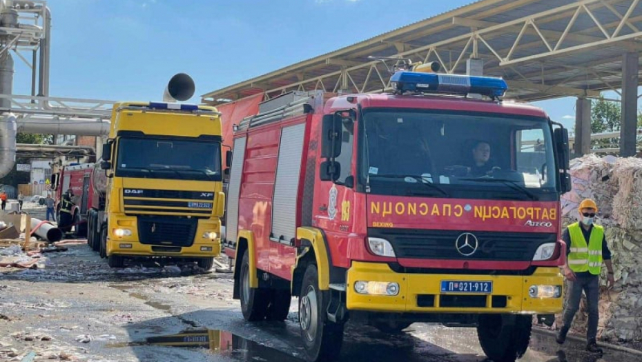 NESREĆA KOD ALEKSINCA Vatra progutala kamion na auto-putu