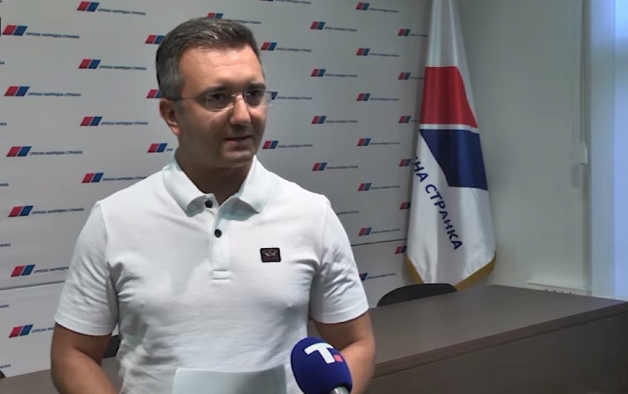 Zobenica: Dušan Bajatović iz Ravnog Sela maršira u politički neuspeh