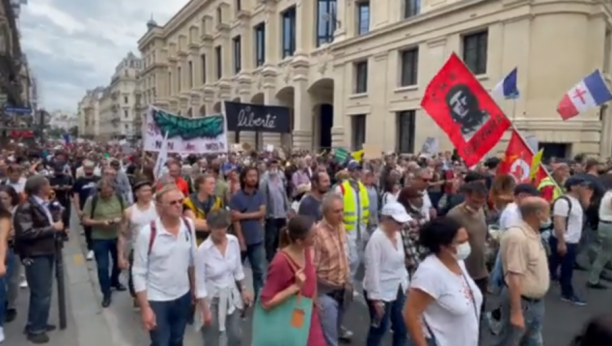 Hiljade demonstranata šesti vikend zaredom na ulicama Francuske: Protestuju protiv korona propusnica