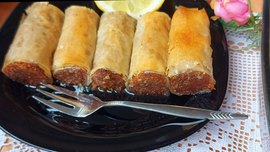 DESERT ZA PAMĆENJE: Baklava sa plazmom i belom čokoladom! (VIDEO)