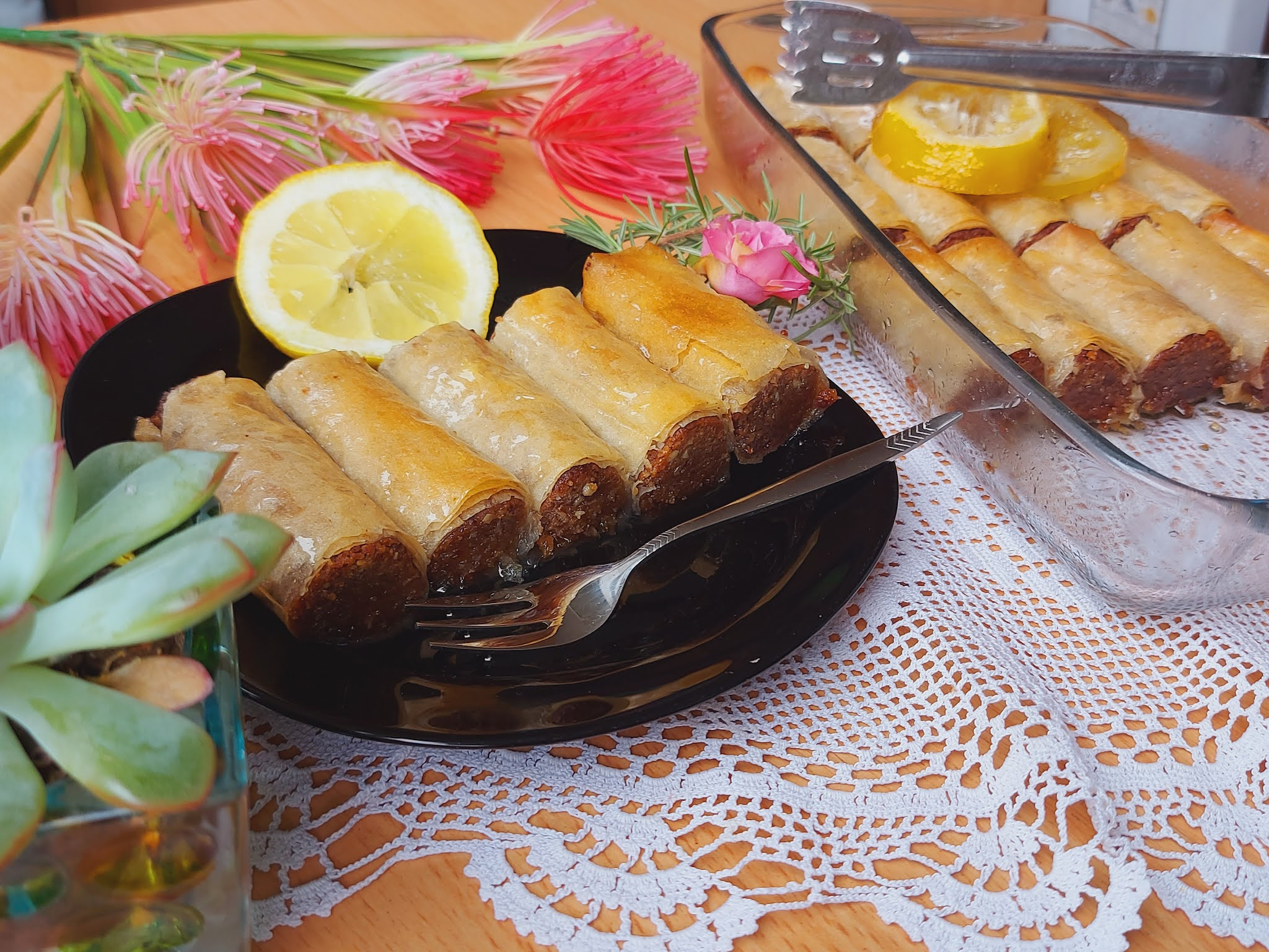 DESERT ZA PAMĆENJE: Baklava sa plazmom i belom čokoladom! (VIDEO)